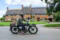 Vintage-motorcycle-club;eventdigitalimages;no-limits-trackdays;peter-wileman-photography;vintage-motocycles;vmcc-banbury-run-photographs